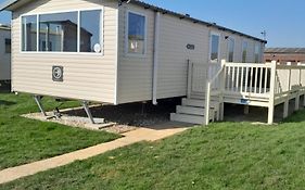 L83 Amazing Holiday Home